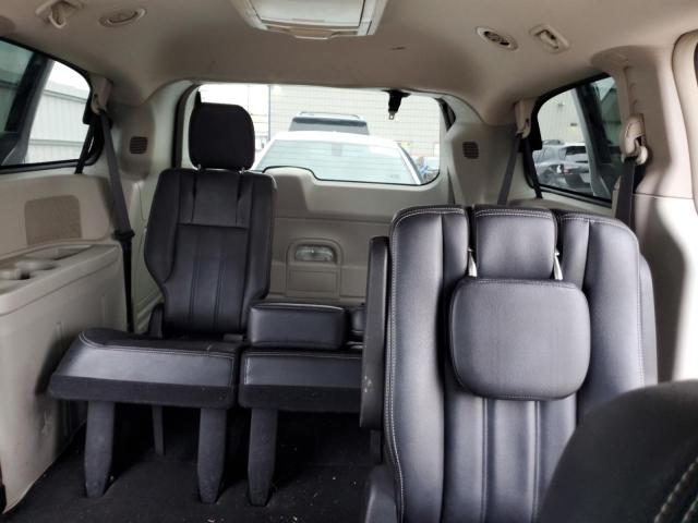2016 CHRYSLER TOWN & COU #3301844375