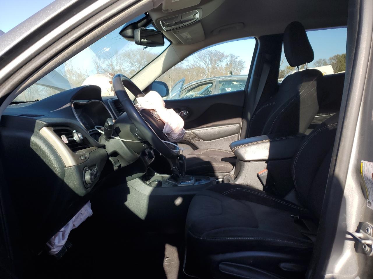 JEEP GRAND CHEROKEE LATITUDE