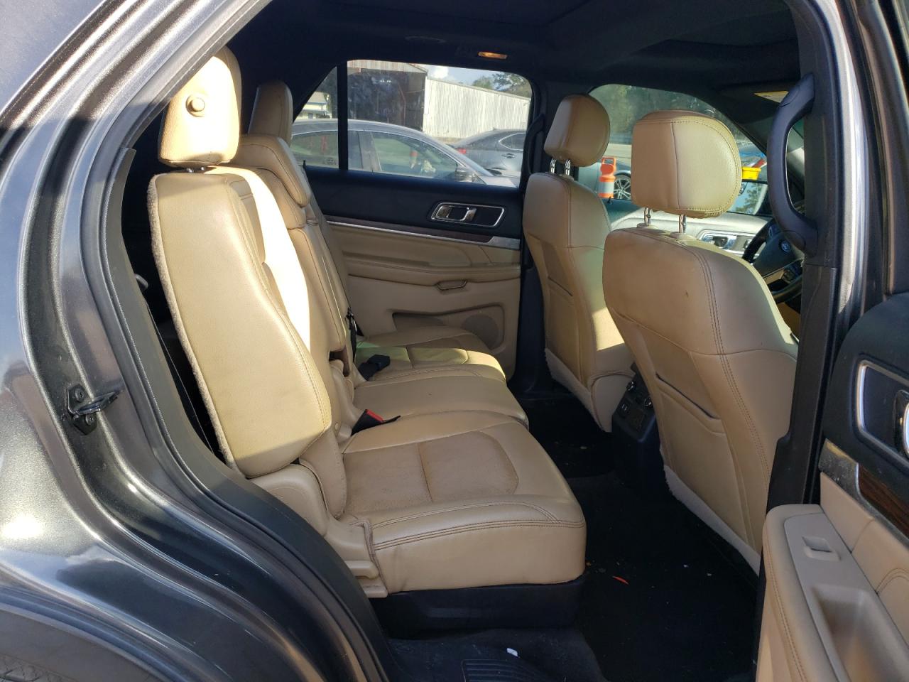 FORD EXPLORER LIMITED