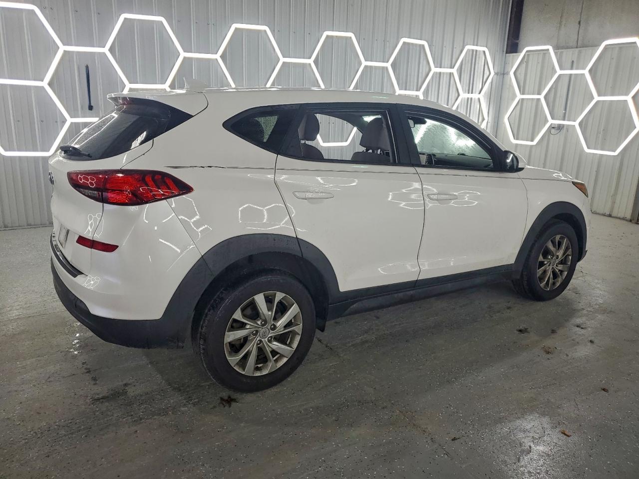 Lot #3305325305 2020 HYUNDAI TUCSON SE