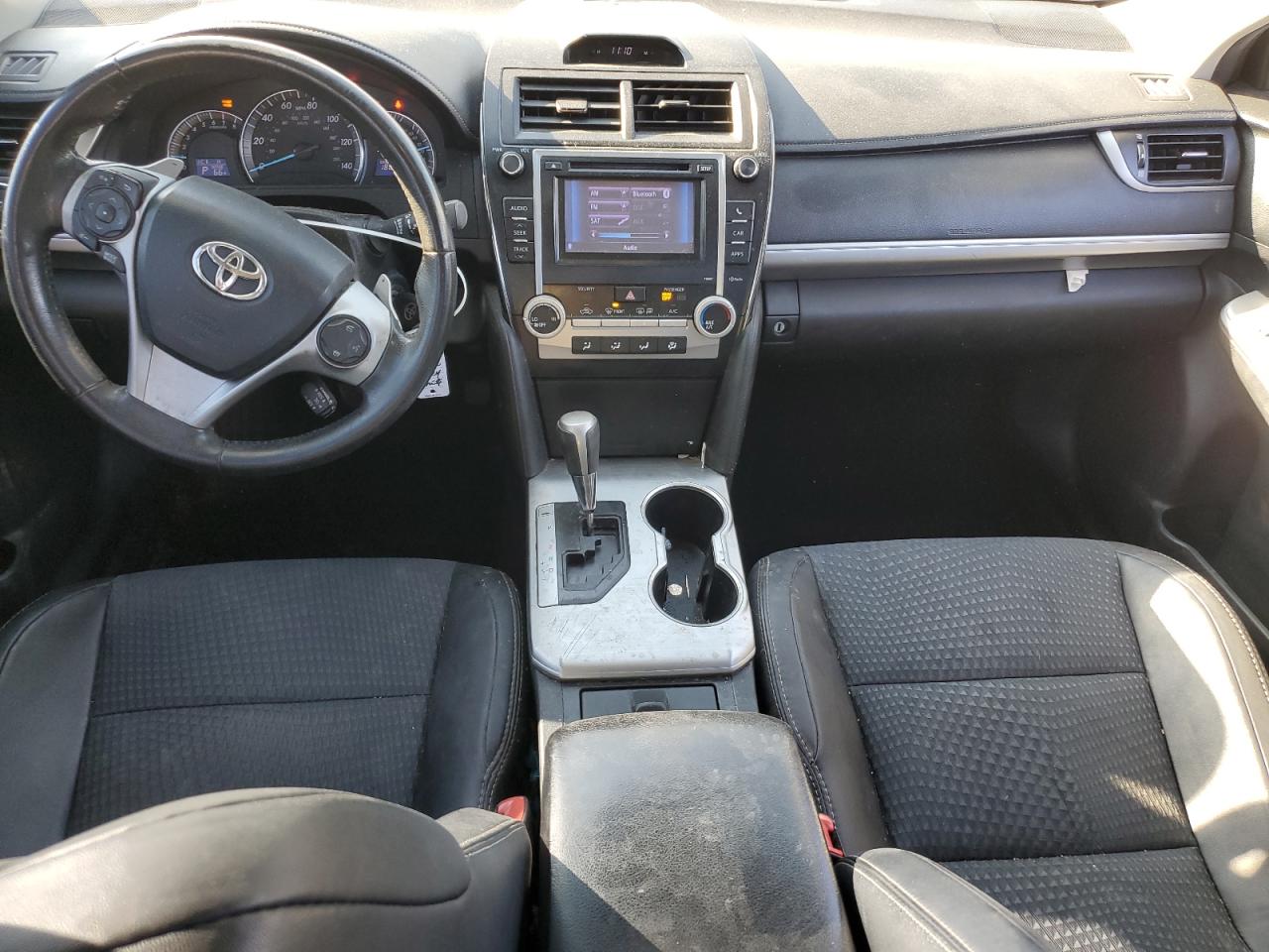 TOYOTA CAMRY BASE
