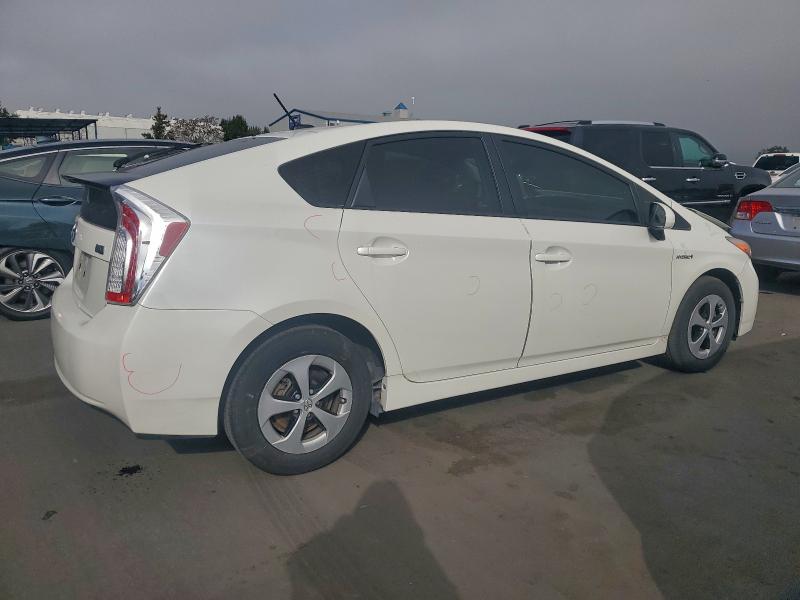 2015 TOYOTA PRIUS #3304500597