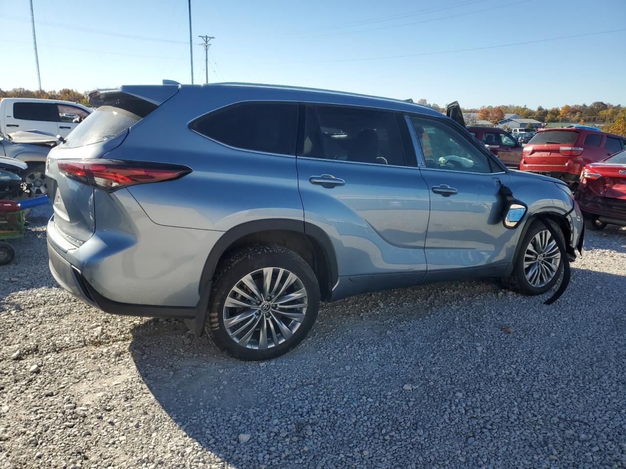 TOYOTA HIGHLANDER LE