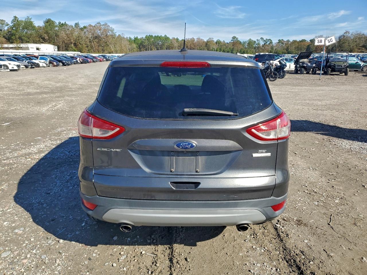 FORD ESCAPE SE