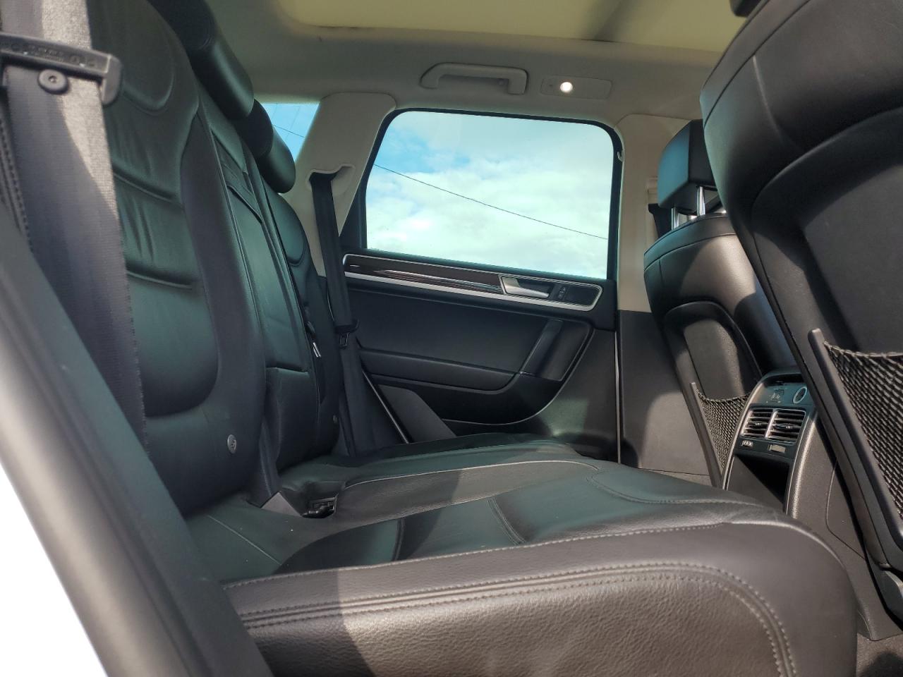 VOLKSWAGEN TOUAREG V6