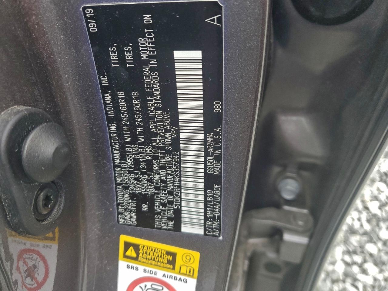 TOYOTA HIGHLANDER SE