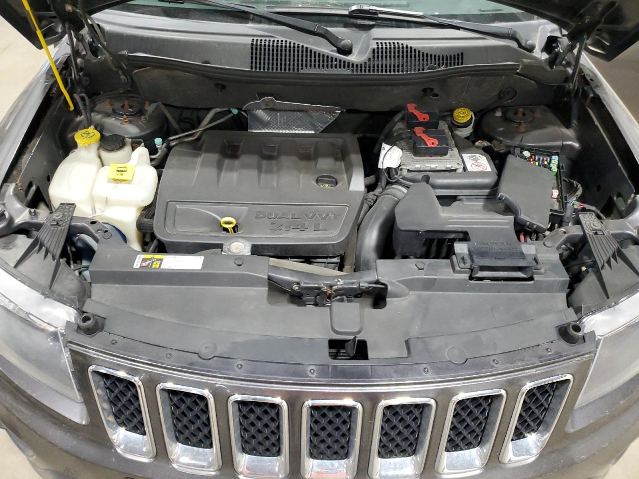 Lot #3302657033 2016 JEEP COMPASS SP