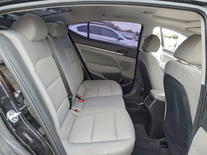 2018 HYUNDAI ELANTRA SE #3297236423