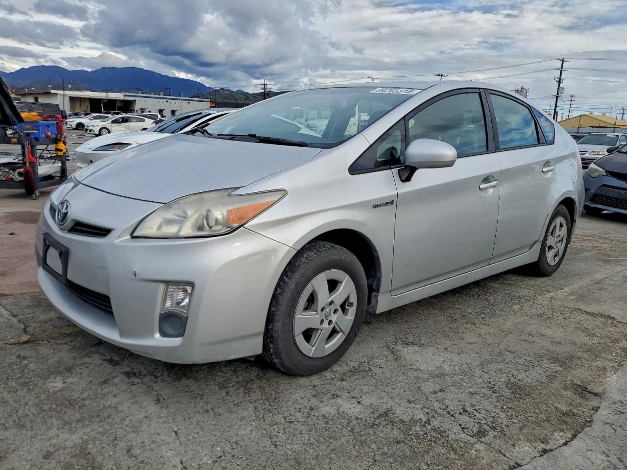TOYOTA PRIUS