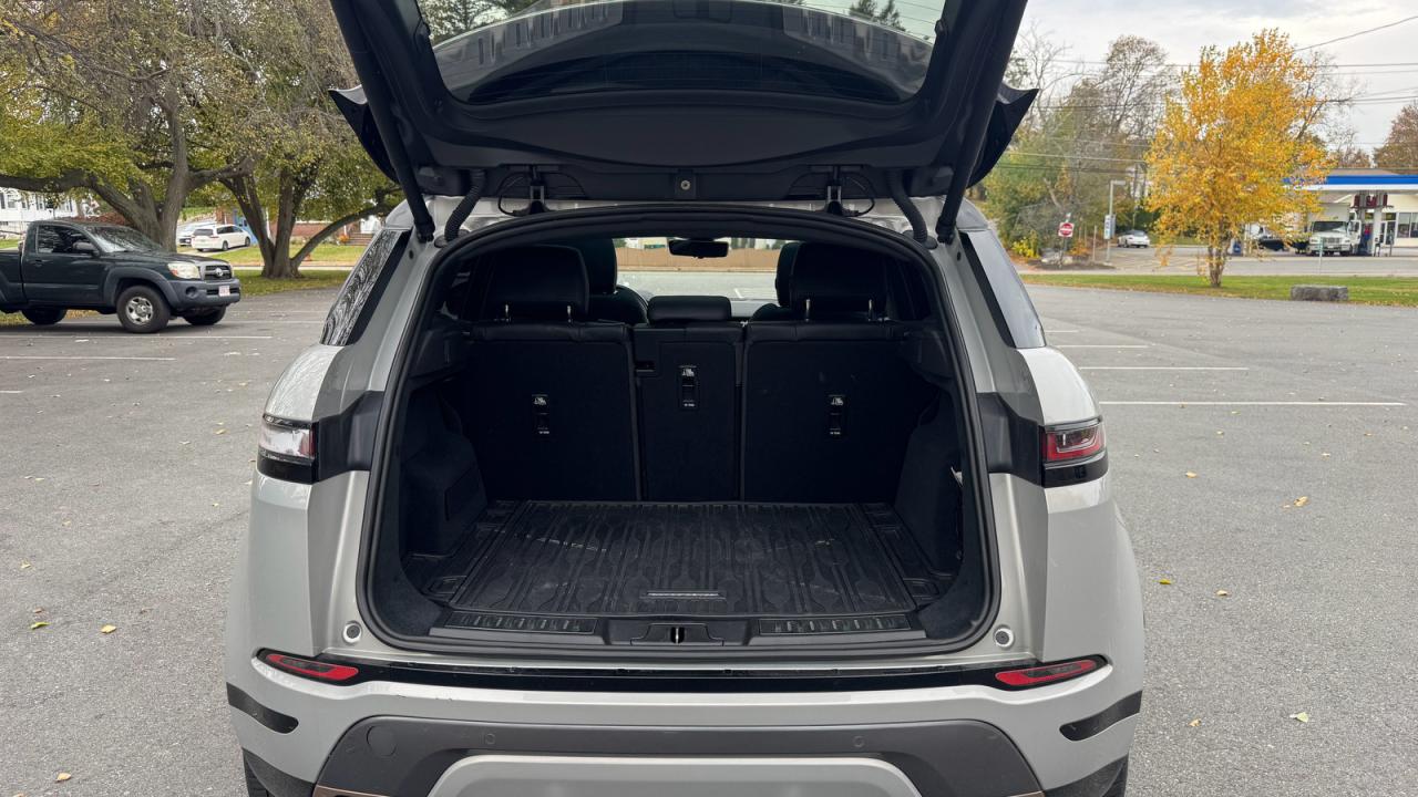 LAND ROVER RANGE ROVER FIRST EDITION