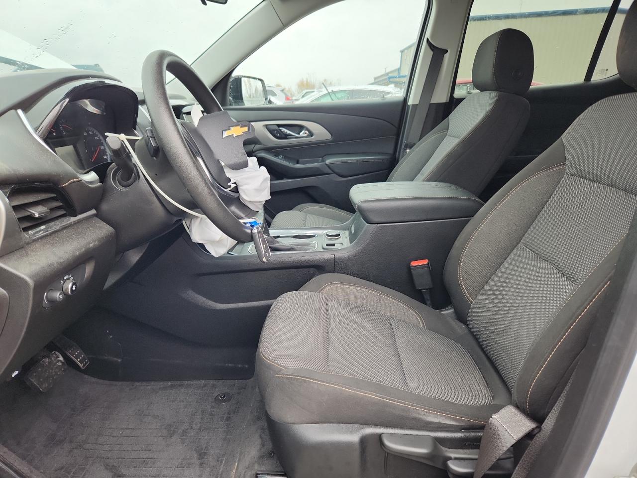 CHEVROLET TRAVERSE LS