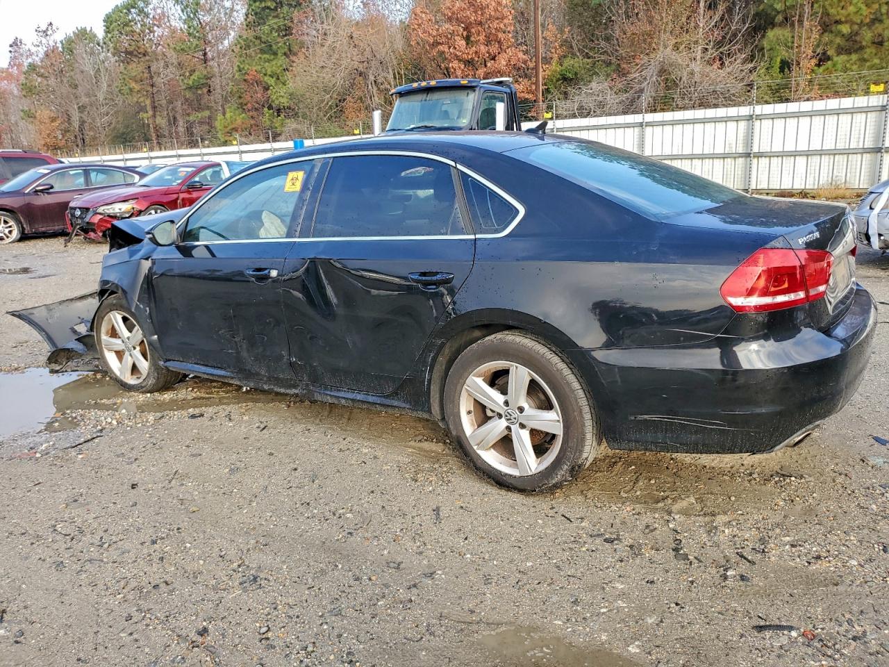 VOLKSWAGEN PASSAT SE