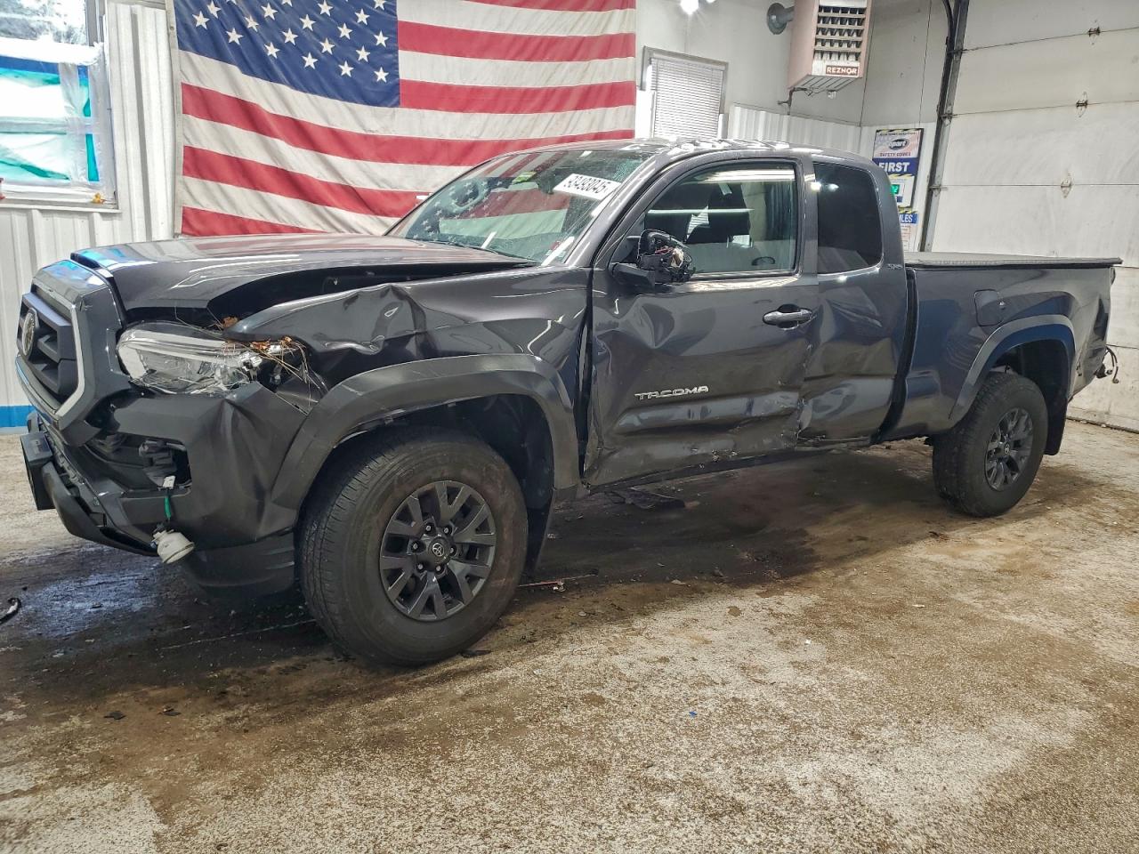 TOYOTA TACOMA ACCESS CAB