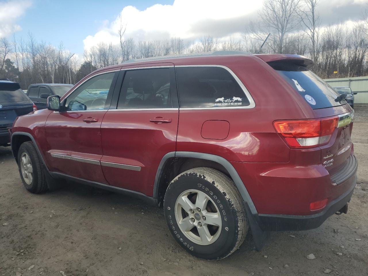 JEEP GRAND CHEROKEE LAREDO