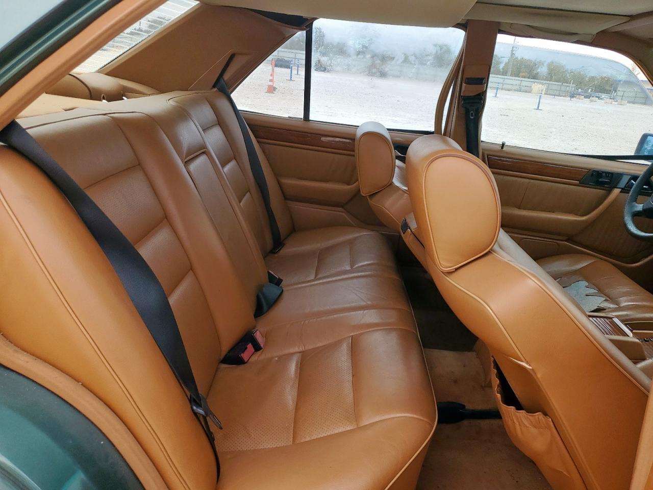 Lot #3292332263 1994 MERCEDES-BENZ E 320