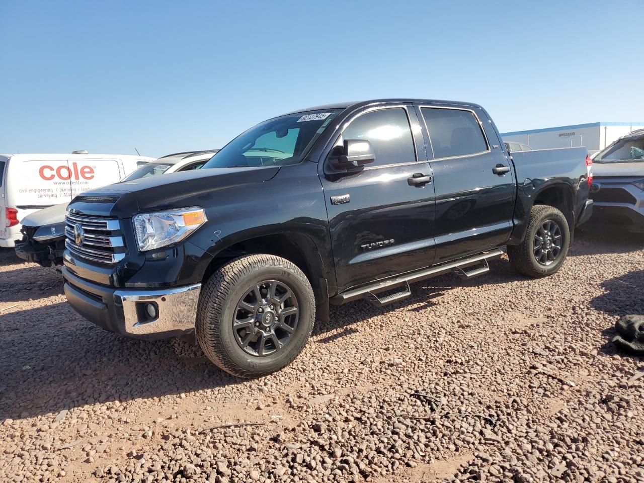TOYOTA TUNDRA CREWMAX SR5