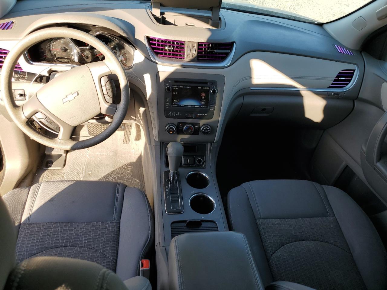 CHEVROLET TRAVERSE LS