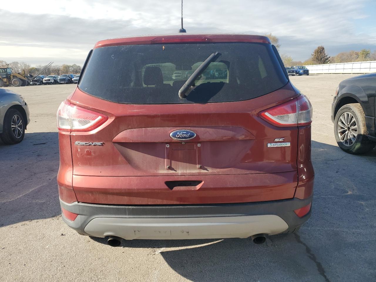 FORD ESCAPE SE