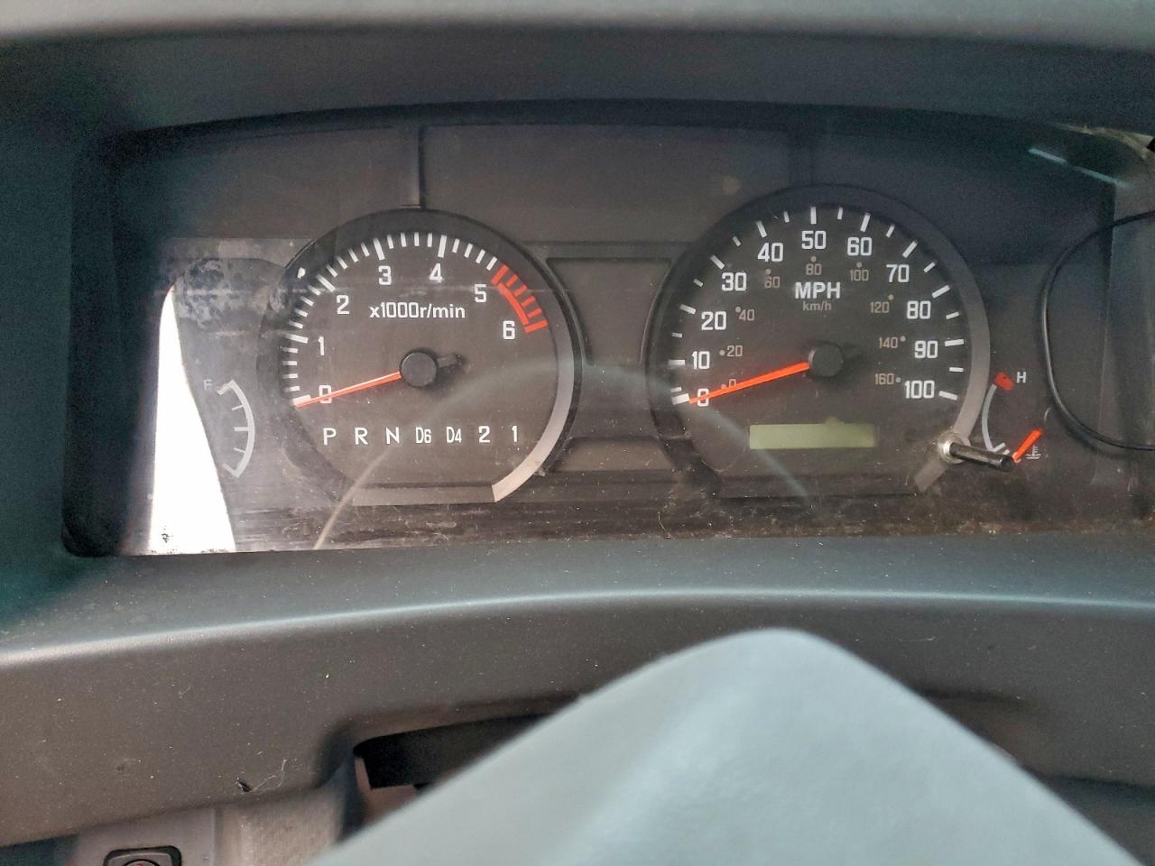 Lot #3317843018 2016 ISUZU NPR