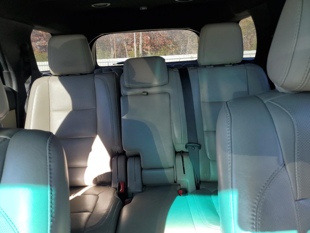 FORD EXPLORER LIMITED