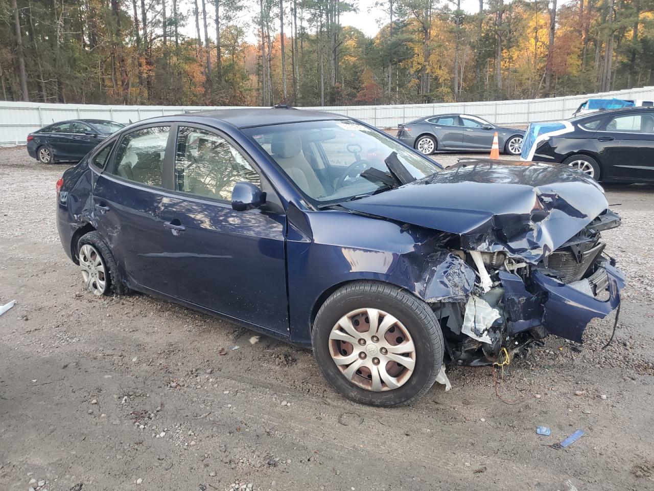 HYUNDAI ELANTRA BLUE