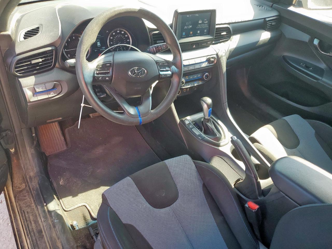 HYUNDAI VELOSTER BASE