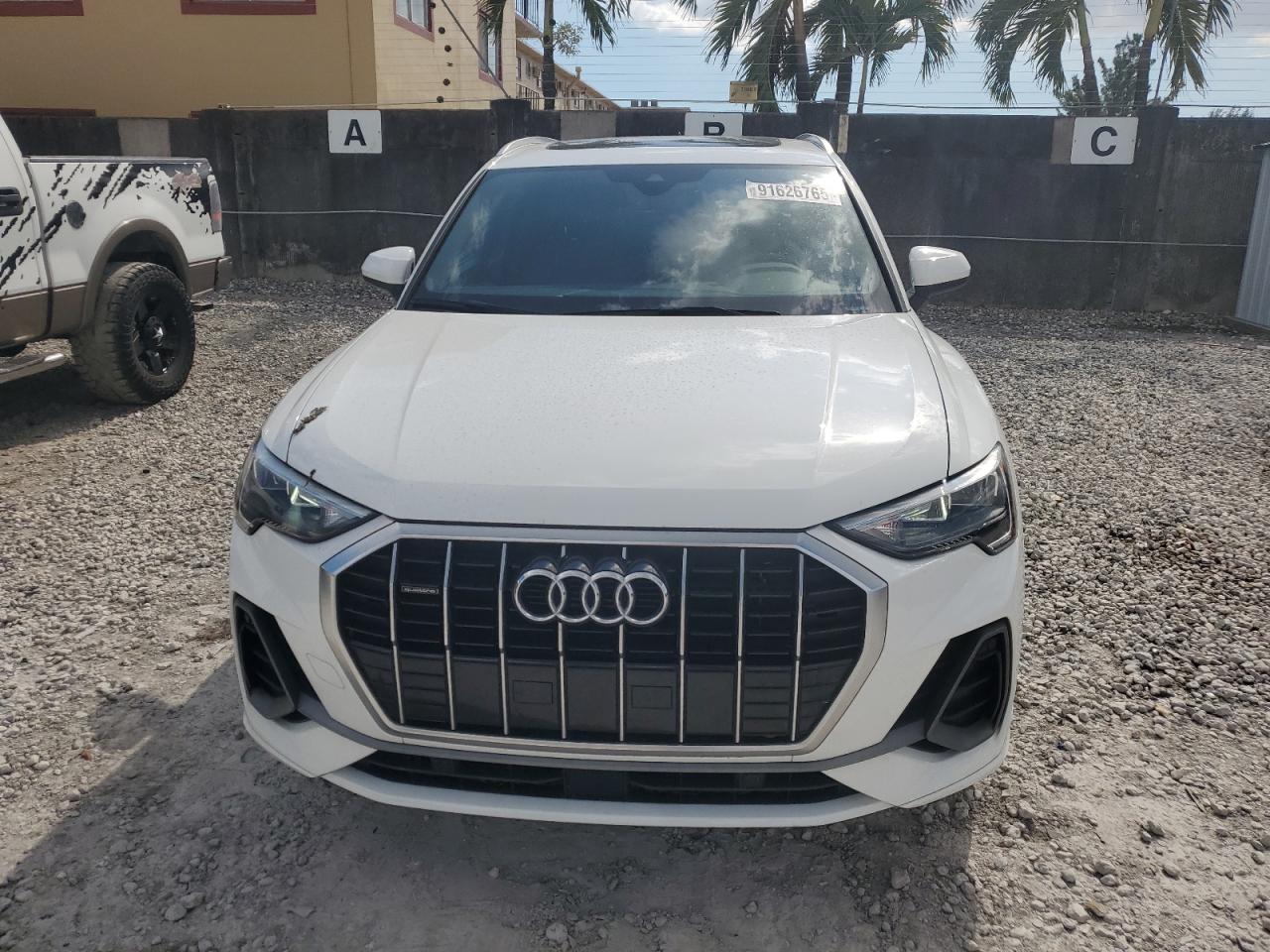 AUDI Q3 PREMIUM S LINE 45