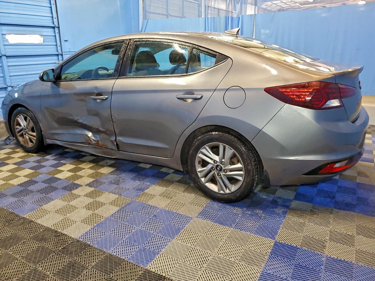 HYUNDAI ELANTRA SEL