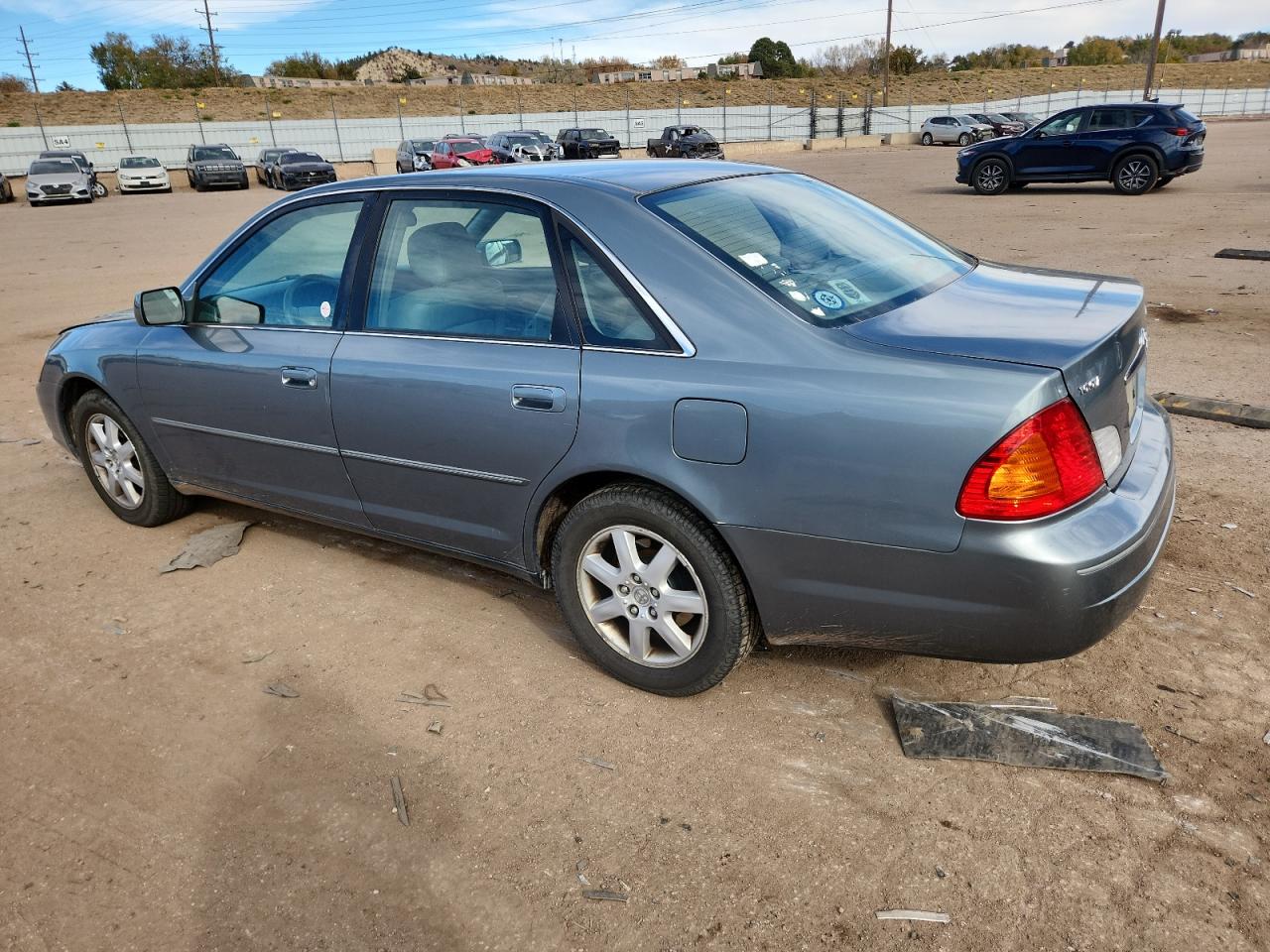 Lot #3296640014 2002 TOYOTA AVALON XL