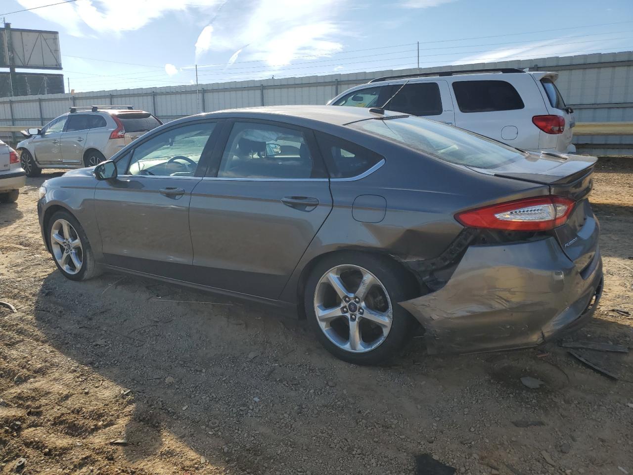 FORD FUSION SE