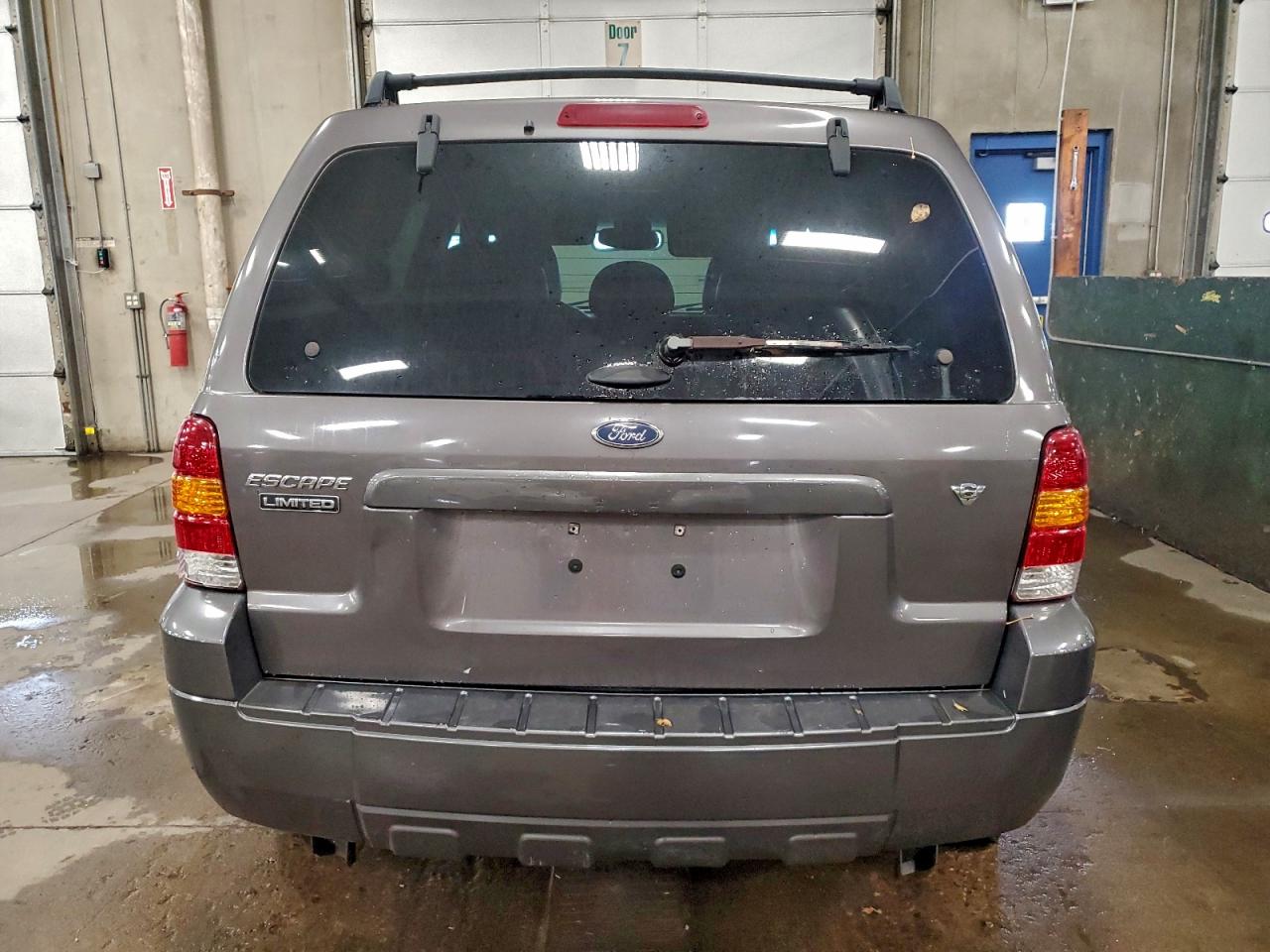 Lot #3311473257 2005 FORD ESCAPE LIM