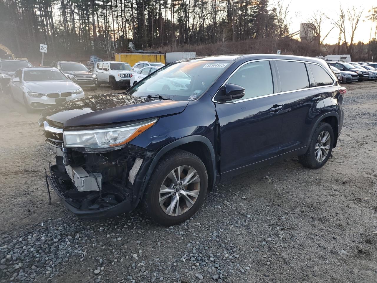 TOYOTA HIGHLANDER LE