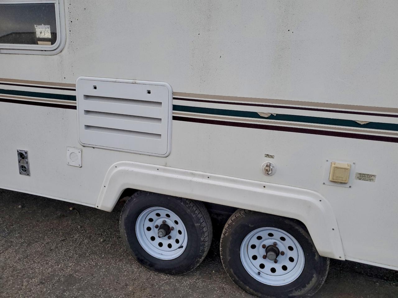 Lot #3296345443 1998 STARCRAFT TRAVEL TRA