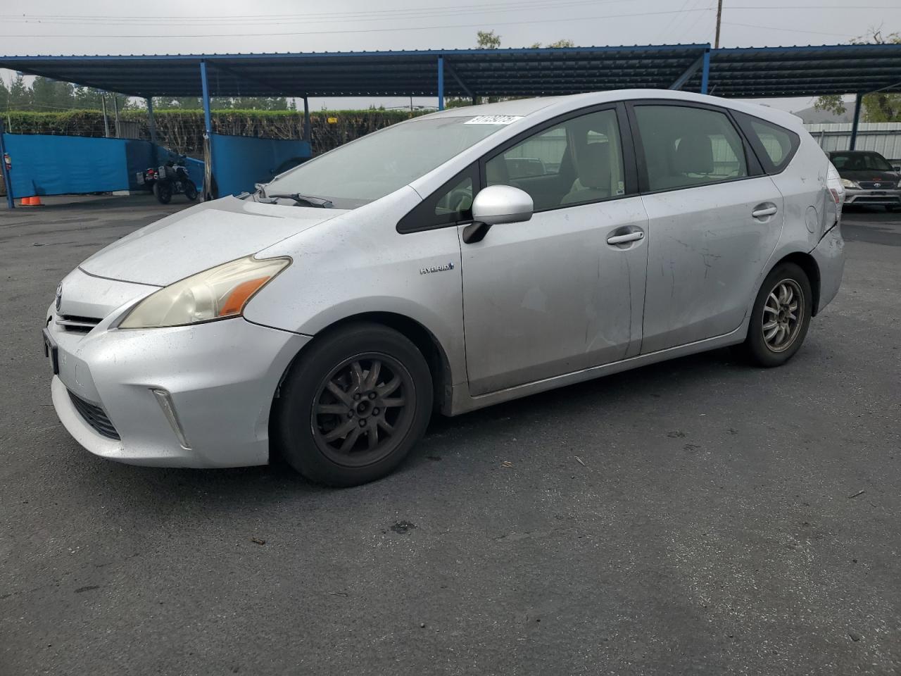 Lot #3304023580 2013 TOYOTA PRIUS V