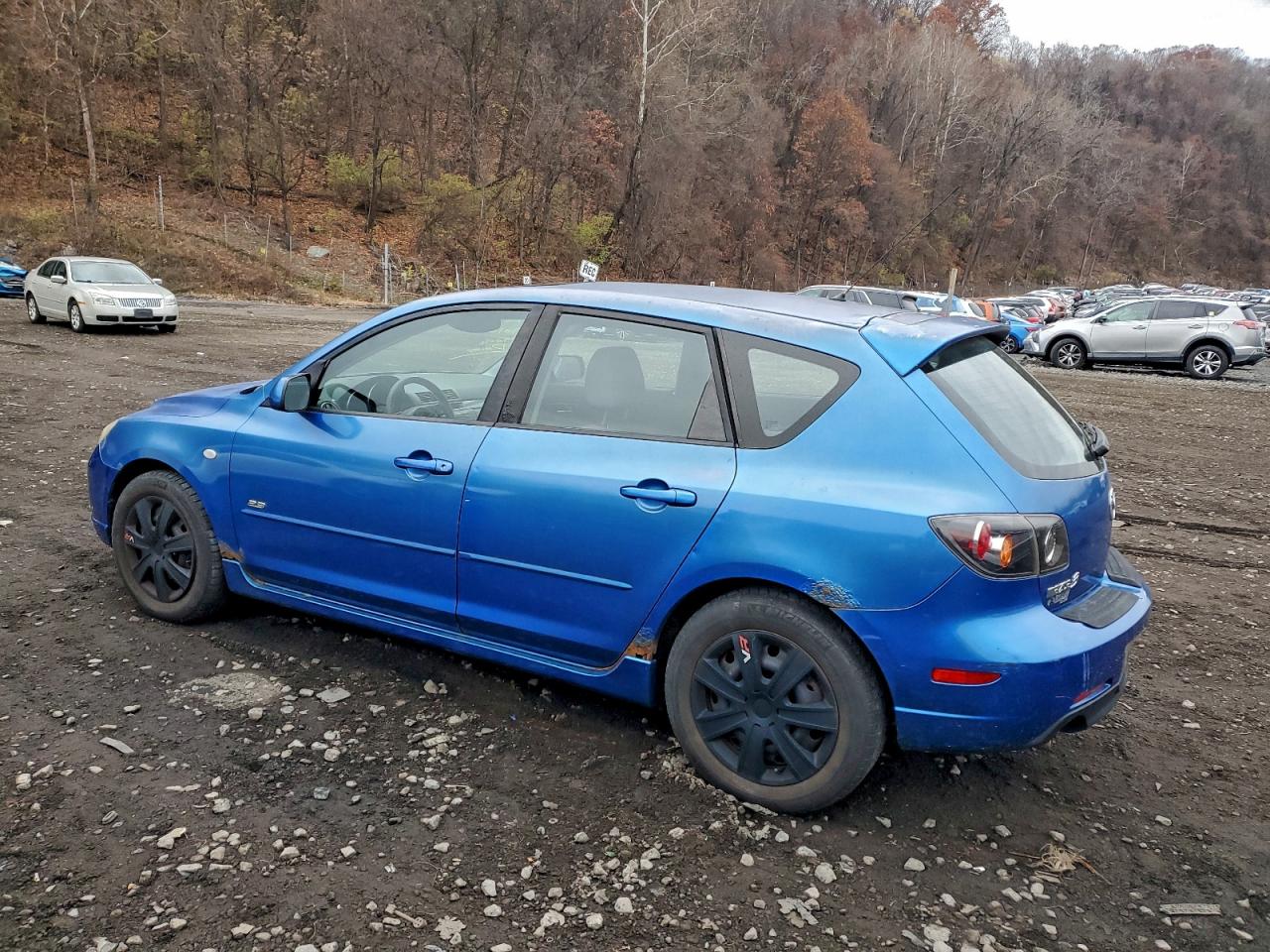 Lot #3302647083 2004 MAZDA 3 HATCHBAC