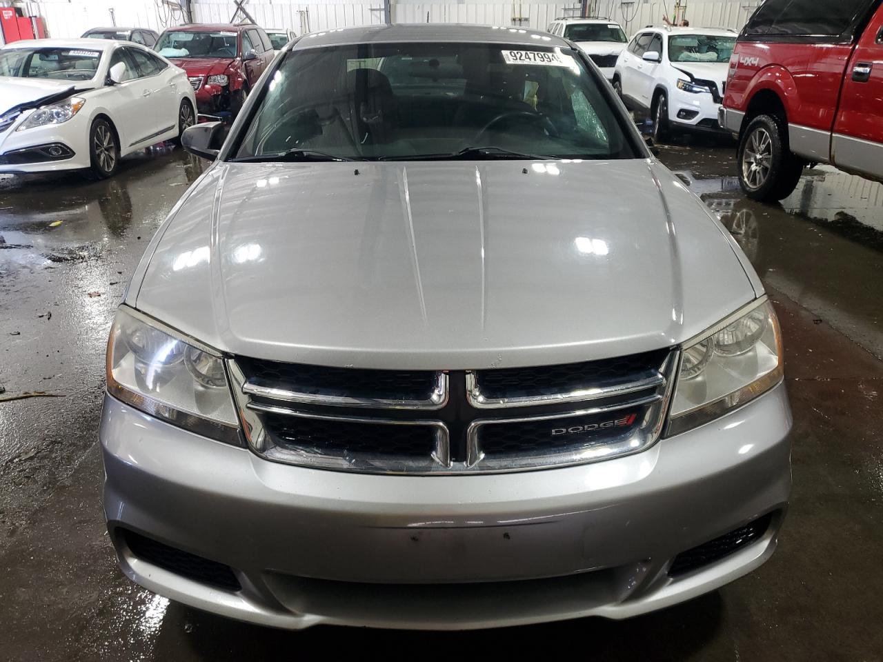 DODGE AVENGER SE