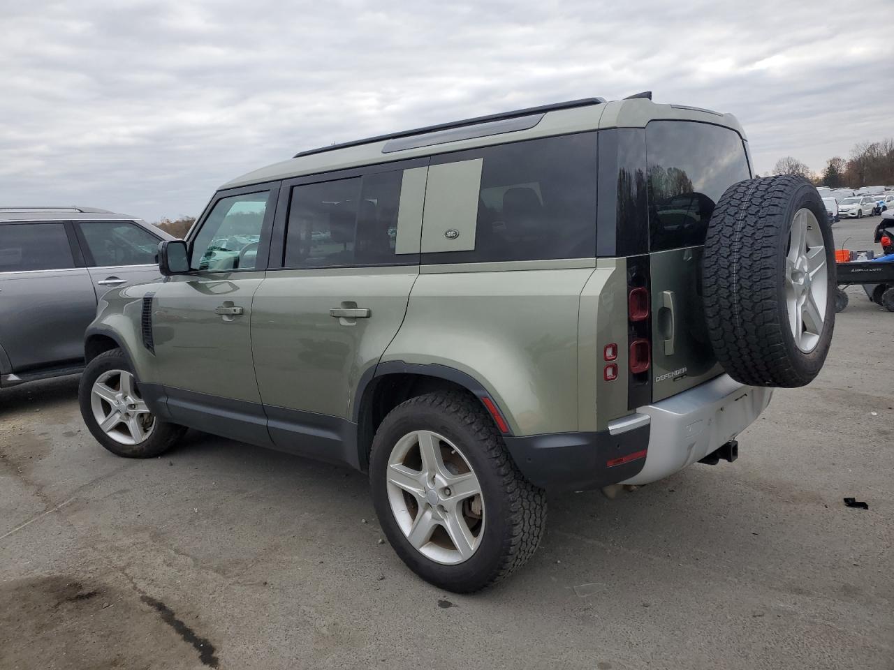 LAND ROVER DEFENDER 110 SE