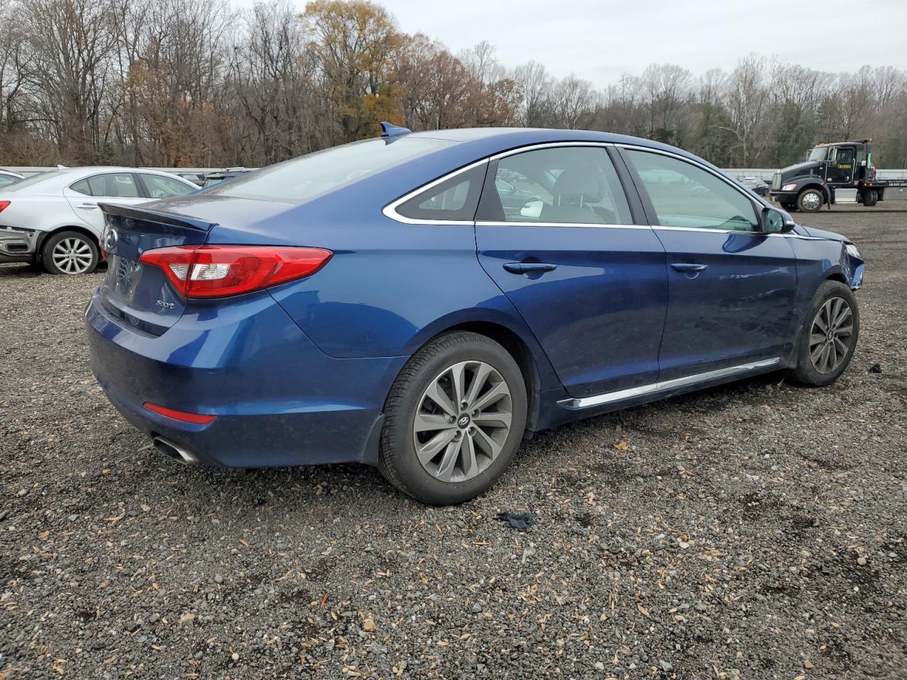 HYUNDAI SONATA SPORT