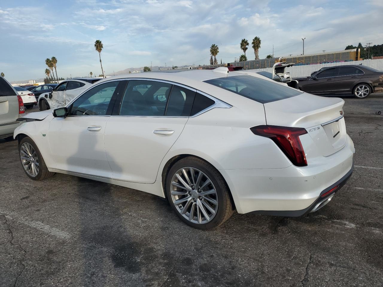 CADILLAC CT5 PREMIUM LUXURY
