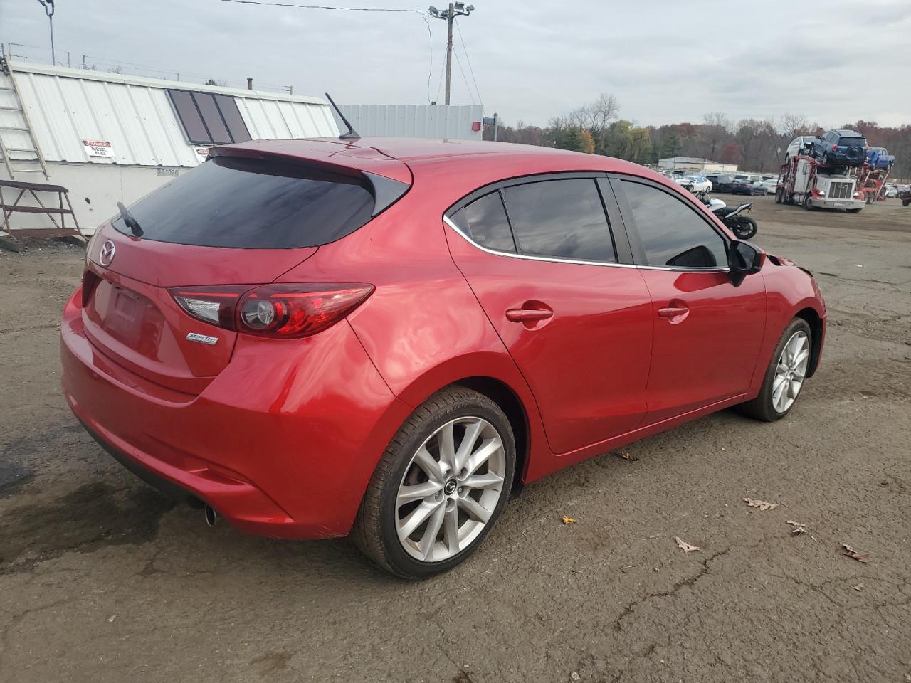 Lot #3308214191 2017 MAZDA 3 TOURING