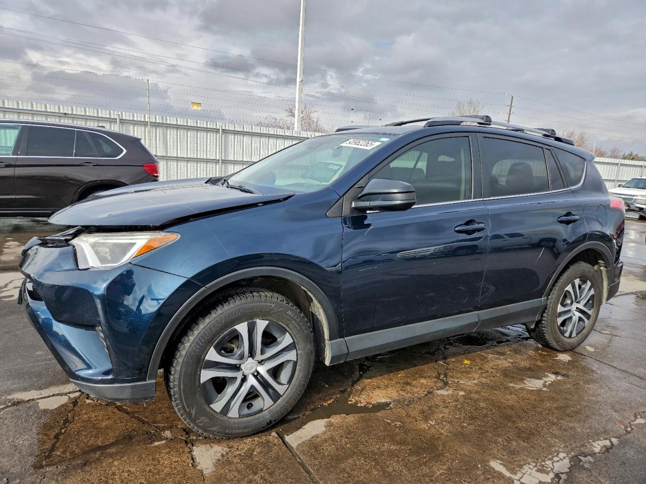 TOYOTA RAV4 LE