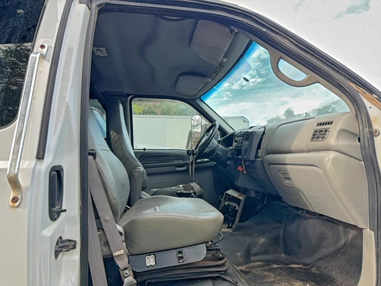 Lot #3296991833 2009 FORD F750 SUPER