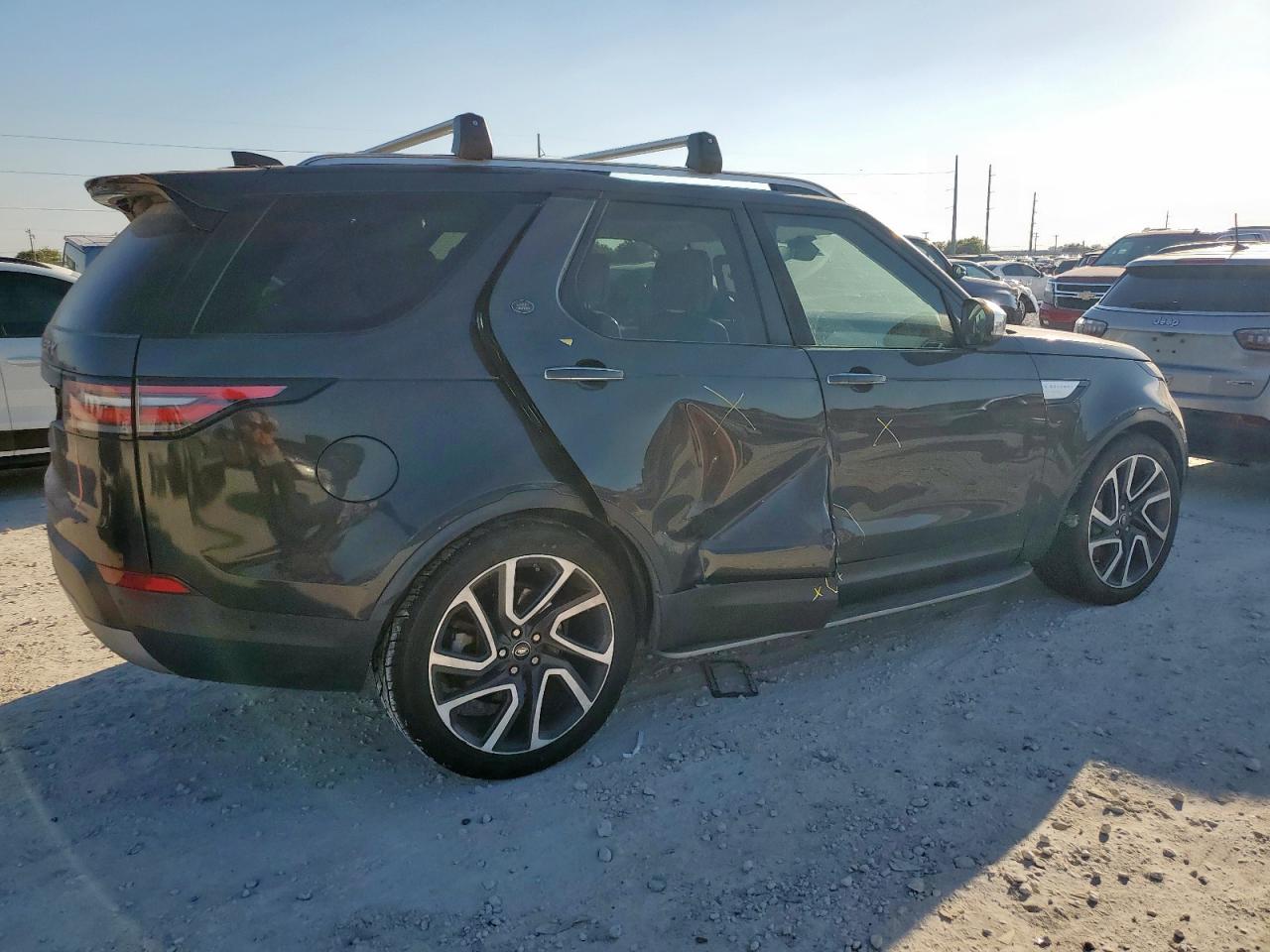 LAND ROVER DISCOVERY HSE LUXURY