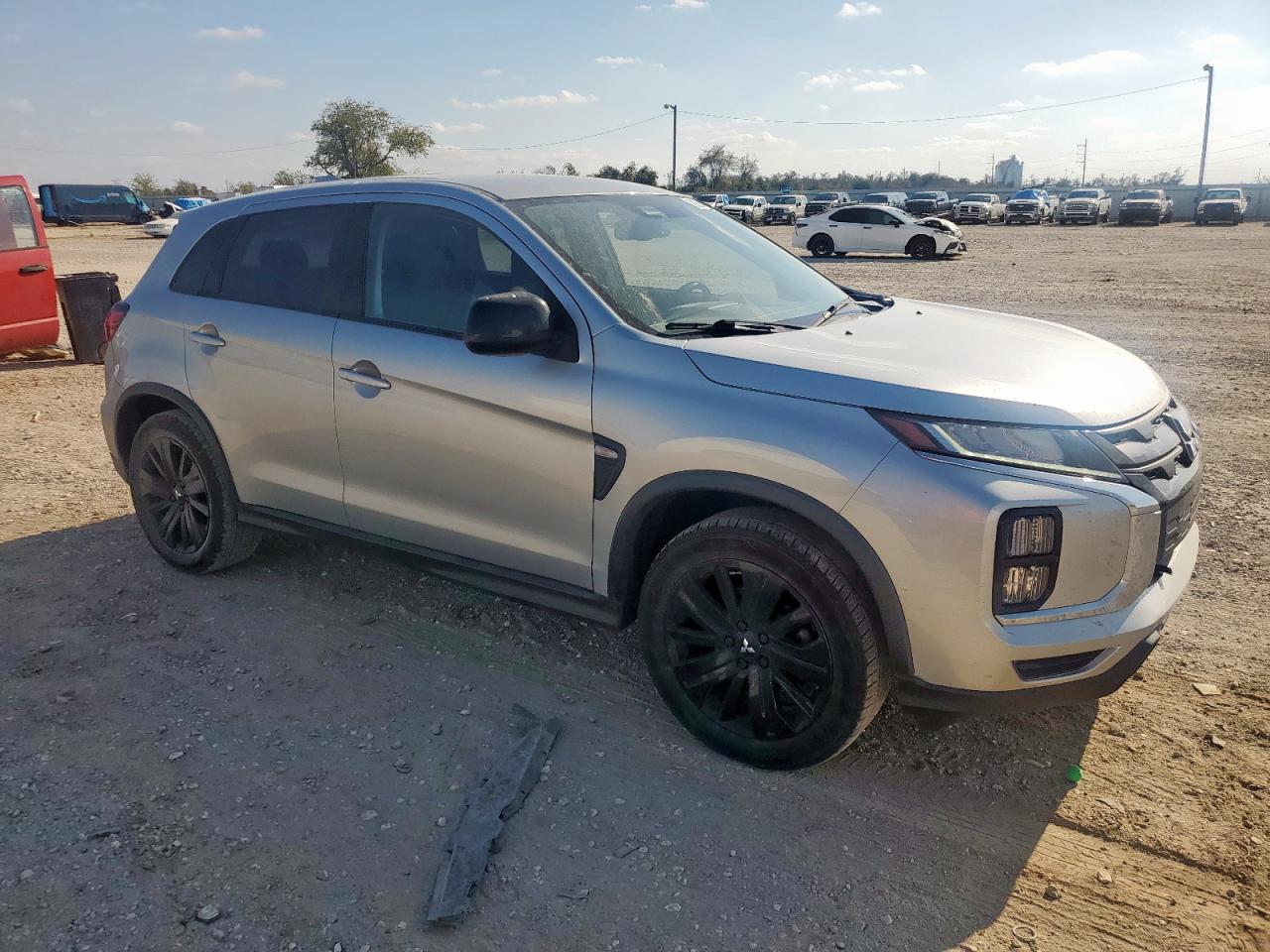 MITSUBISHI OUTLANDER S/SE