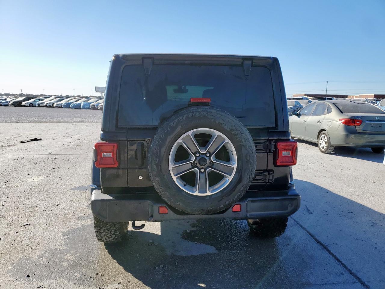 JEEP WRANGLER SAHARA