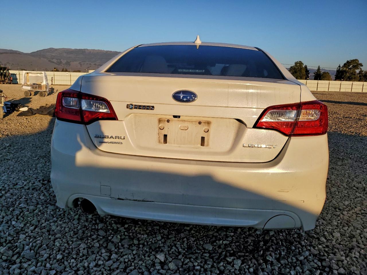 SUBARU LEGACY 2.5I PREMIUM