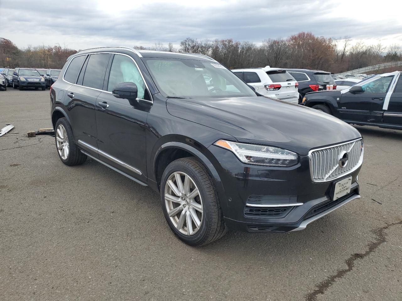 VOLVO XC90 T8