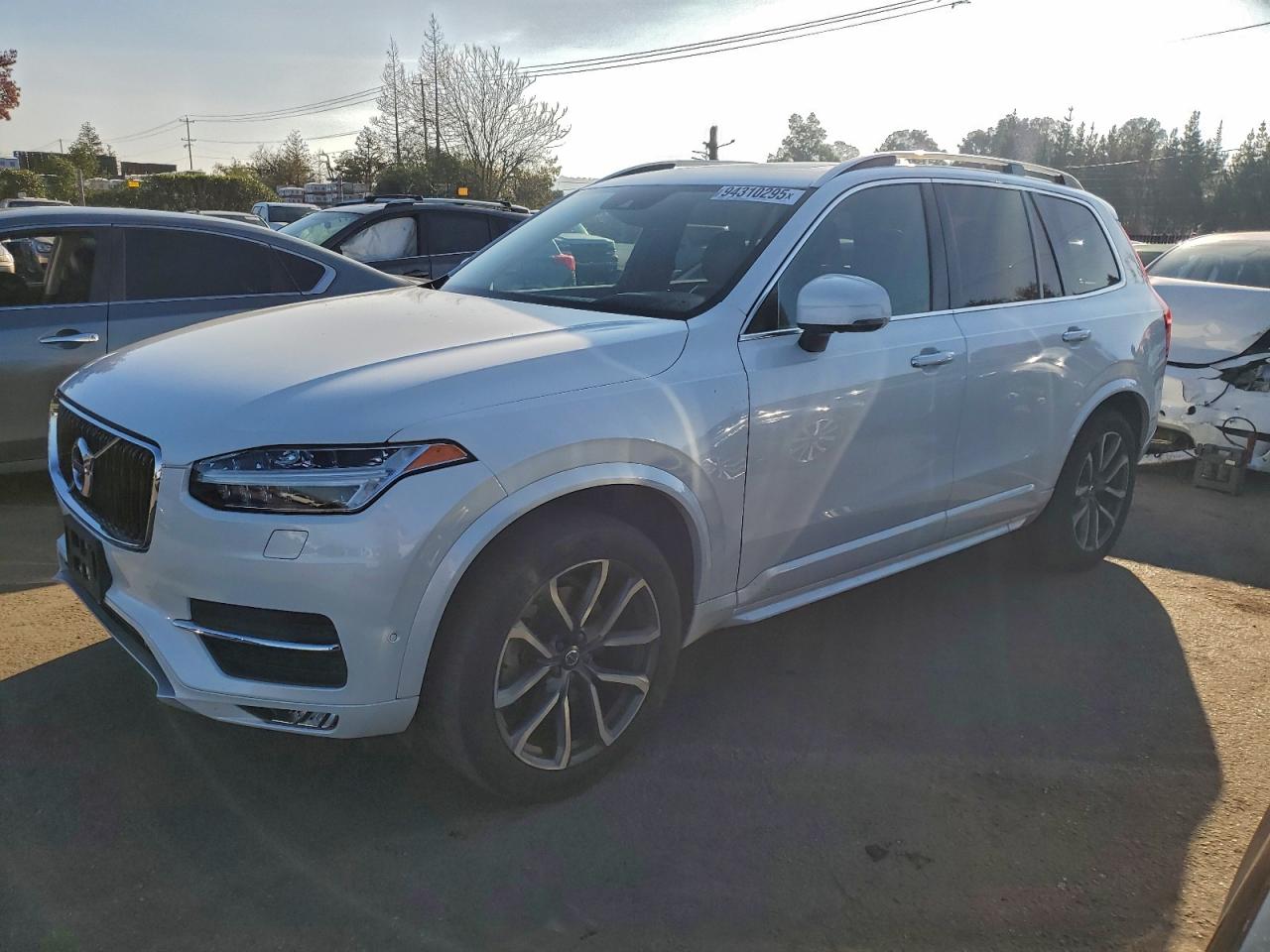 VOLVO XC90 T6
