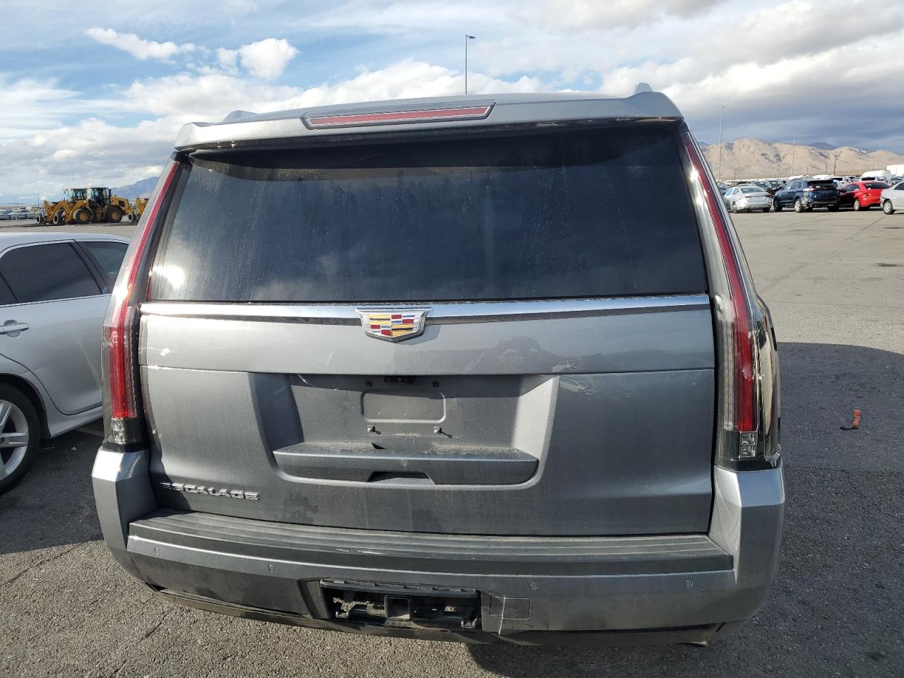 CADILLAC ESCALADE PLATINUM