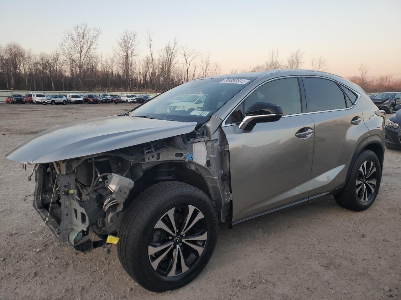 LEXUS NX 300 BASE